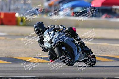 media/Dec-18-2022-SoCal Trackdays (Sun) [[8099a50955]]/Turn 2 (950am)/